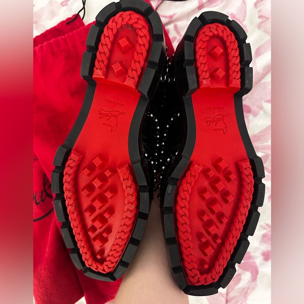Christian Louboutin Black croc embossed leather and Silver Studded Oxfords - Picture 2 of 9